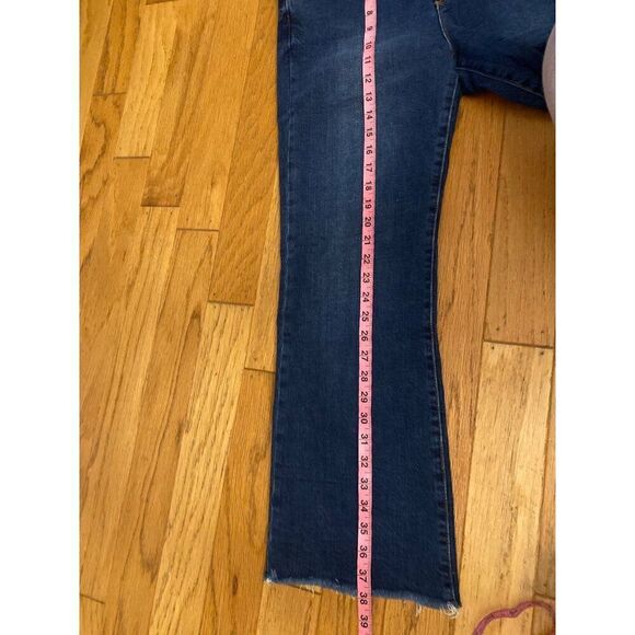 Tractr Women's Dark Wash Bootcut frayed hem high rise Jeans Size 10/30 - Picture 9 of 9